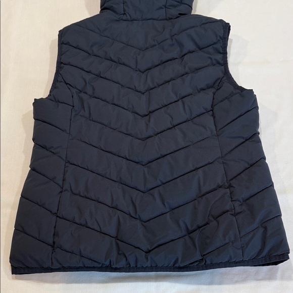Lauren Ralph lauren Navy Quilted Puffer Vest Hooded Zip Front RLL Logo Size Med. - Picture 5 of 15